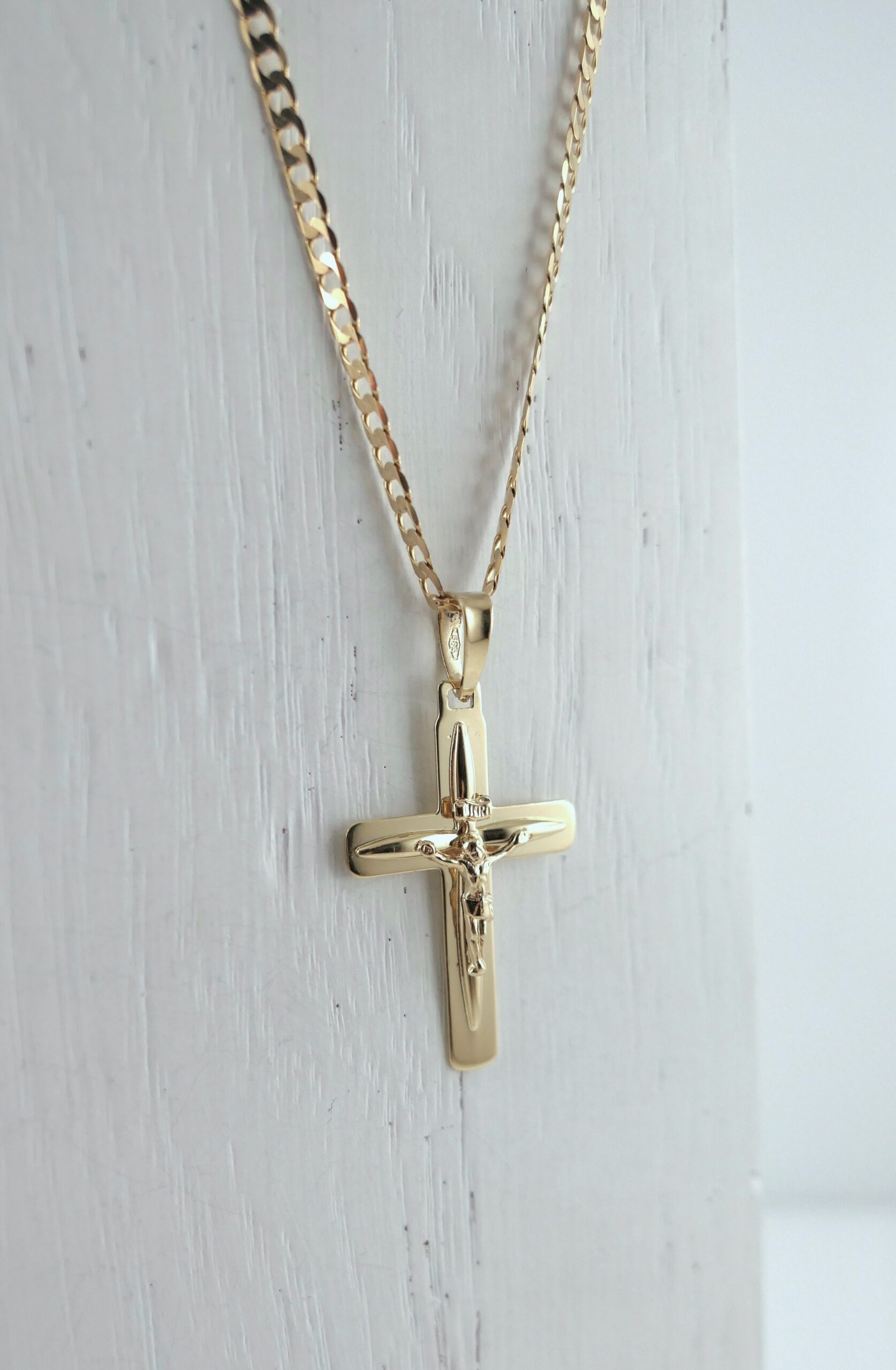 Zawieszka krzyżyk złota próba 585 żółte złoto + łańcuszek pancerka 50/55 cm