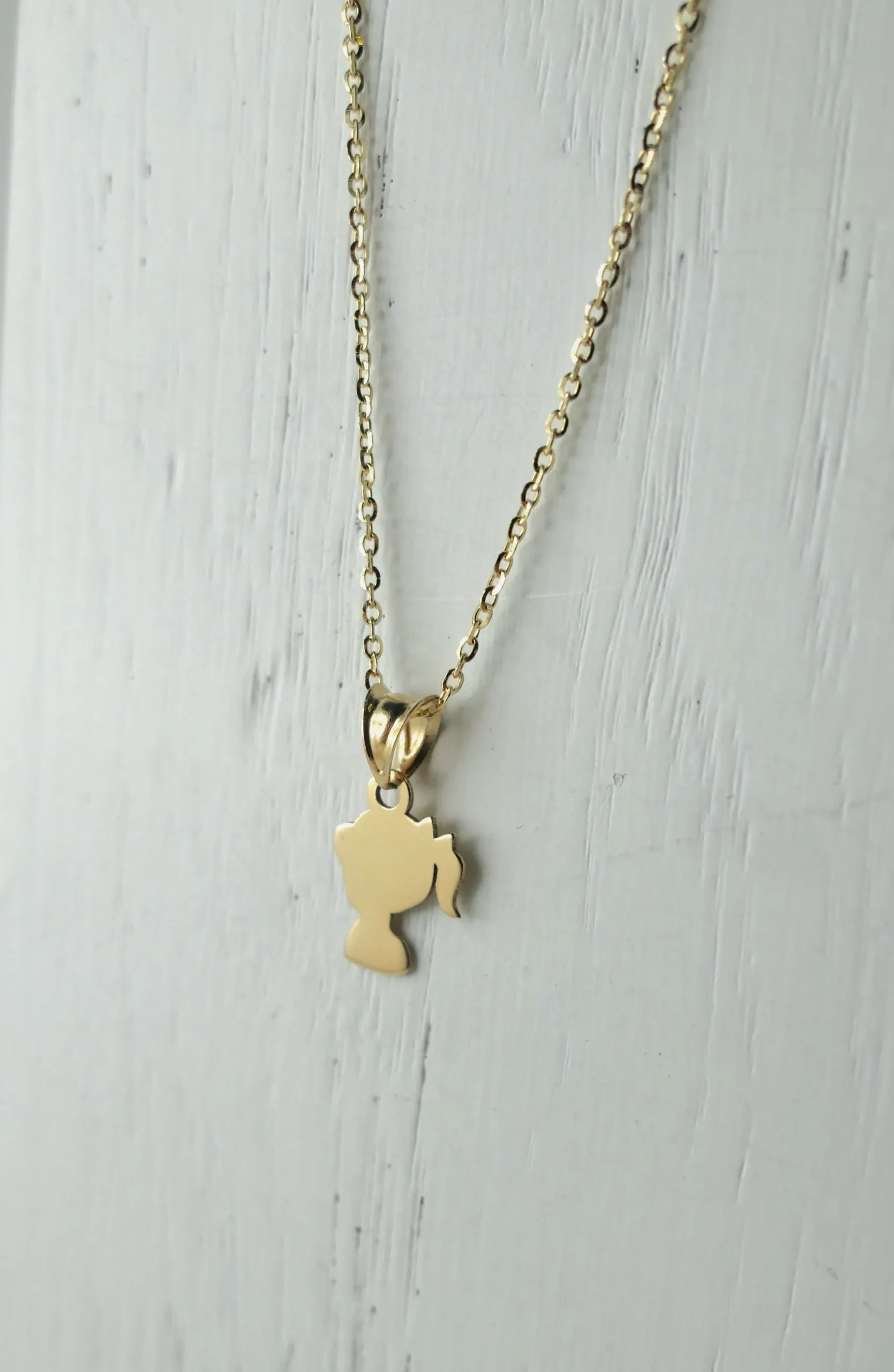 Zawieszka/wisiorek złoty - dziewczynka - próba 585 - żółte złoto - GRAWER GRATIS + łańcuszek ankier 45-50 cm