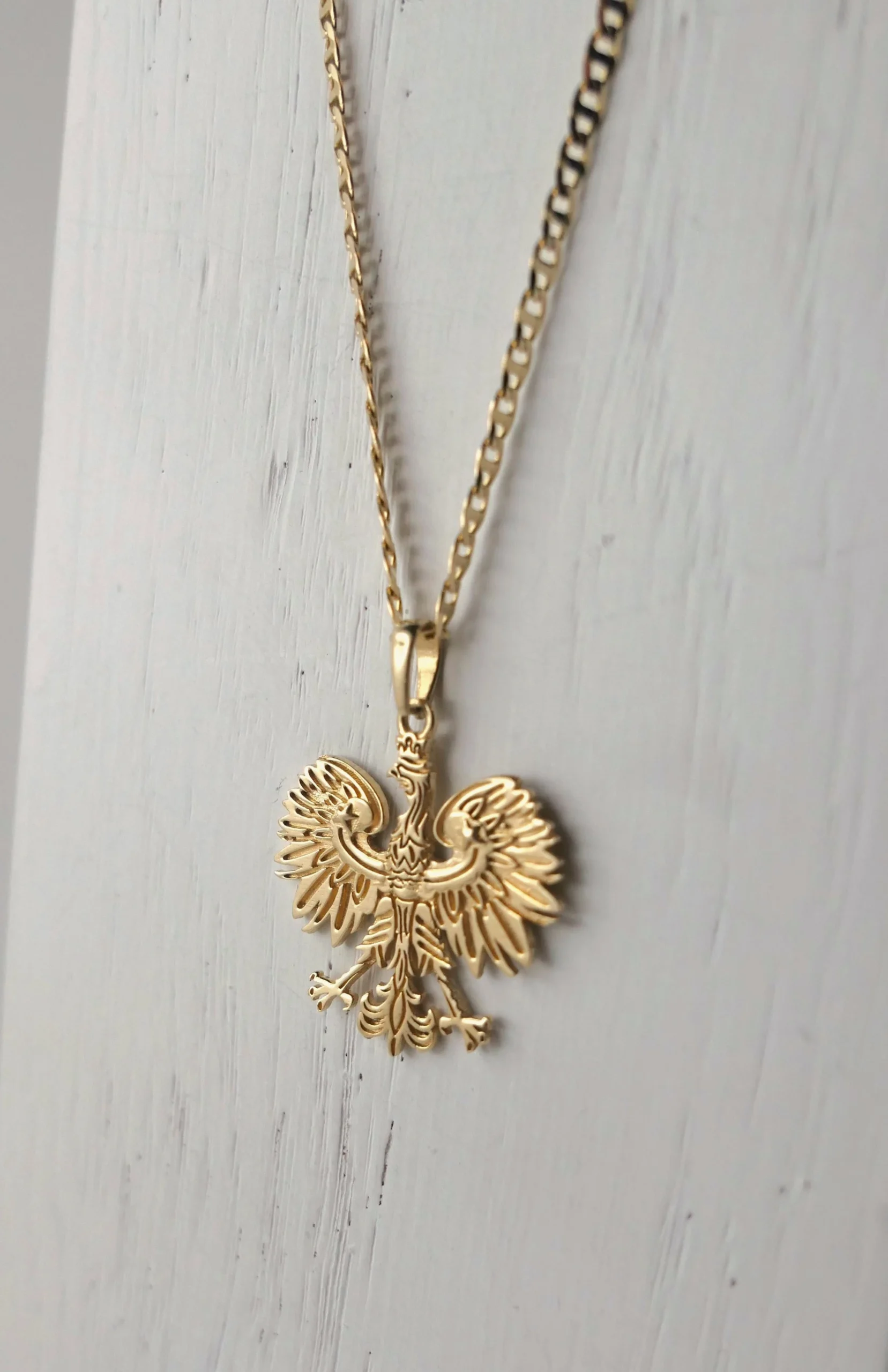 zawieszka-orzeł- (1) zawieszka-orzel-1-600x927