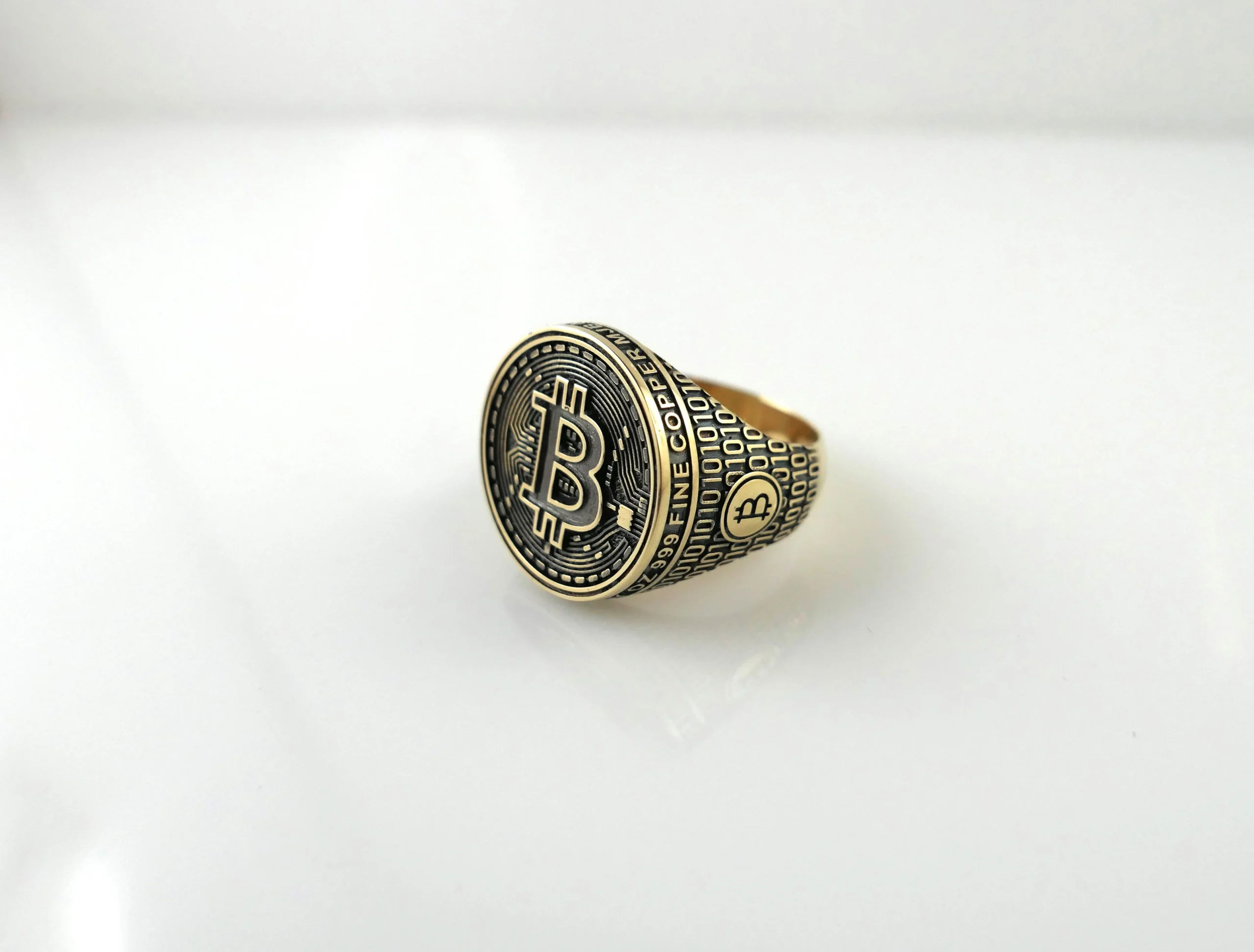 Sygnet męski złoty BITCOIN - próba 585 (14 K) UNIKAT - dowolny rozmiar
